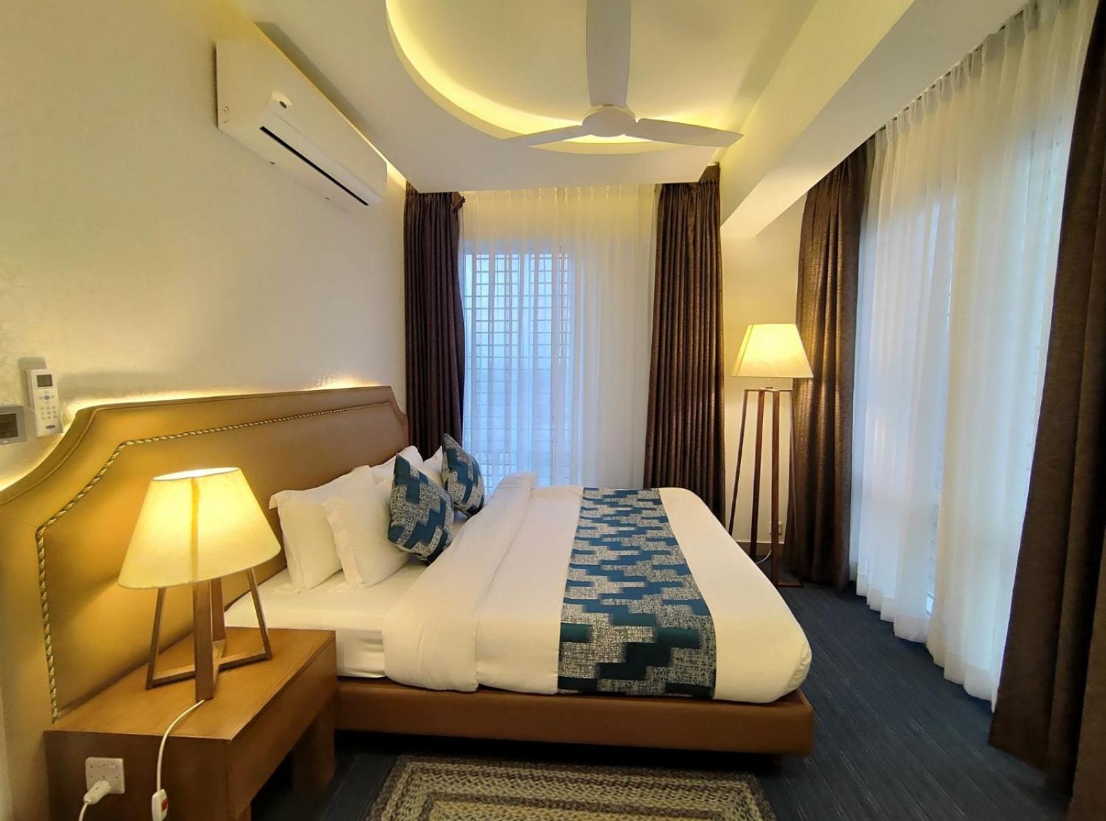 Royal Cox'S Bazar Hotel Luaran gambar