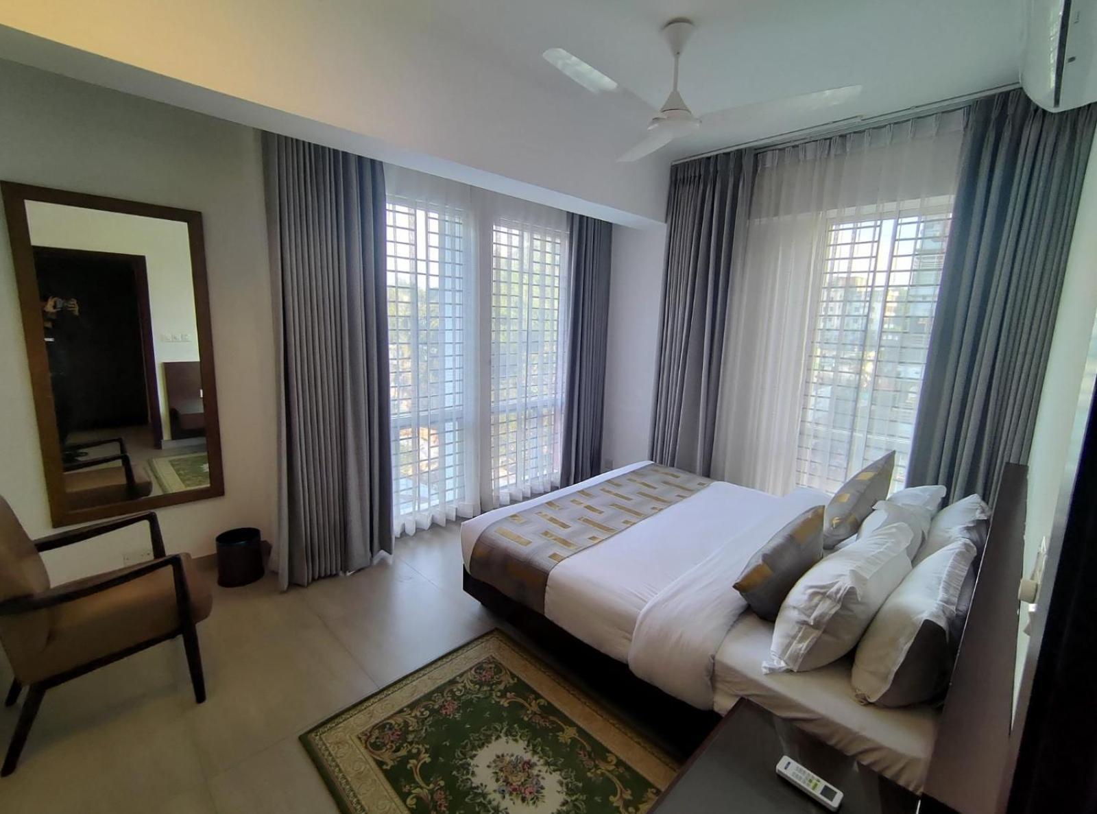 Royal Cox'S Bazar Hotel Luaran gambar